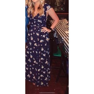 V Neck Maxi Dress